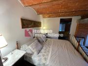 Appartamento in villa antica in Affitto