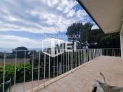 Appartamento in Villa con Giardino e Terrazze a...