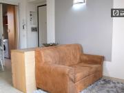 Appartamento interno con 1 camera da letto in affitto a...