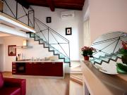 Appartamento Laura Rosso | In affitto per vacanze a Firenze