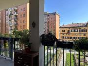 Appartamento Oasi in città con piscina