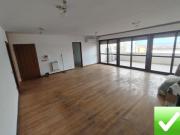 Appartamento Ristrutturato + Garage + Posti Auto Reggio...