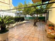 APPARTAMENTO SEMINDIPENDENTE IN BUONO STATO...