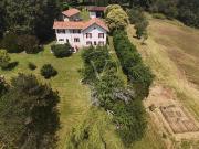 Appartement 10 pièces 197 m²