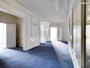 Appartement 13 pièces 331 m²