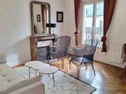 Appartement 1 chambre meublé avec cheminée Pigalle Paris 9°