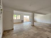 Appartement 1er étage 97,38 m2 3 pièces Non meublé