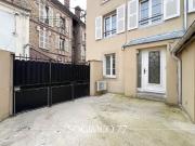 Appartement 2 pièces avec cour privative en hyper centre