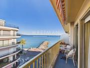 Appartement 2 pièces en dernier étage avec terrasse vue...