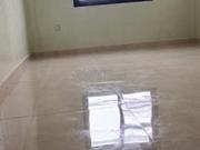 Appartement 2ch vide en bon état à Abdelmoumen