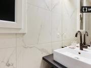 Appartement 3 chambres à louer à Auteuil Sud, Paris