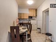 Appartement 3 chambres à louer à Marie Hoche, Paris