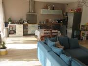 Appartement 3 chambres, balcon, cave, place de parking