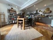 Appartement 2 pièces 58 m² Appartement 2 pièces 58 m²