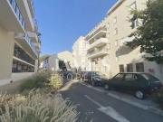 Appartement 3 pièces avec terrasse et parking face aux...