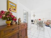 Appartement 3 pièces avec TERRASSE, PISCINE et PARKING