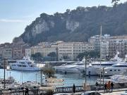 Appartement 3 pièces rénové avec balcon et vue sur le Port