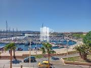 APPARTEMENT 3 PIECES VUE VIEUX PORT ET MER
