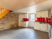 Appartement 3p + combles dans une maison individuelle.