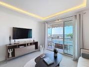 Appartement avec terrasse en bord de mer