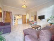 Appartement 4 P traversant proche marché Gambetta