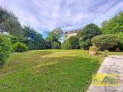 Appartement 4 pièces avec grand jardin privatif, terrasse, c