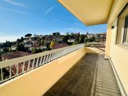 Appartement 4 pièces de standing entièrement refait à neuf