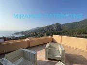 Appartement 4 pièces. Garage