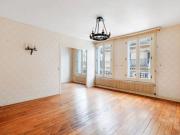 APPARTEMENT 4 PIÈCES ODÉON À RÉNOVER