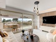 Appartement 4 pièces rénové avec vue mer et terrasse –...