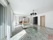 Appartement 5 pièces 149 m² Appartement 5 pièces 149 m²