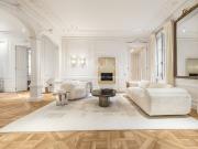 Appartement 5 pièces 150 m²