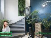 Studio 5 pièces 153 m²