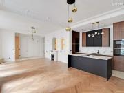 Appartement 5 pièces 155 m²