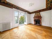 Appartement 5 pièces 178 m²