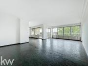 Appartement 5 pièces 193 m²