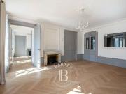 Appartement 5 pièces 195 m²