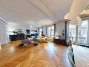 Appartement 5 pièces 215 m²