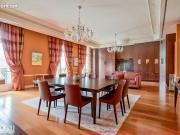 Appartement 5 pièces 220 m²