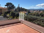 APPARTEMENT 5 PIECES A VENDRE ENTIEREMENT RENOVE DERNIER ETA