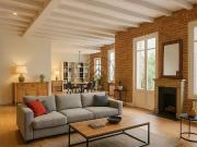 Appartement 6 pièces 161 m²