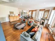 Appartement 6 pièces 161 m²