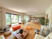 Appartement 6 pièces 165 m²