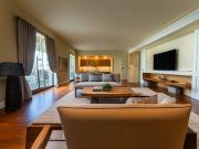 Appartement 6 pièces 170 m² Appartement 6 pièces 170 m²