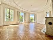 Appartement 6 pièces 180 m²