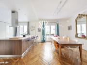 Appartement 6 pièces 182 m²