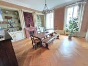 Appartement 6 pièces 186 m²