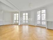 Appartement 6 pièces 188 m²