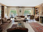 Appartement 6 pièces 196 m²