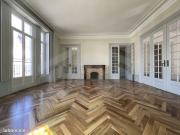 Appartement 6 pièces 208 m²